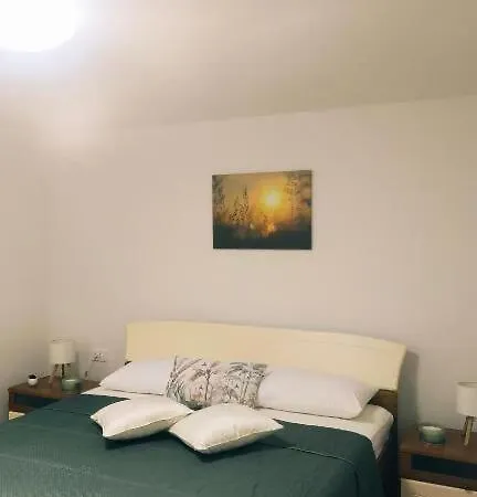 Nyaraló House Solis *