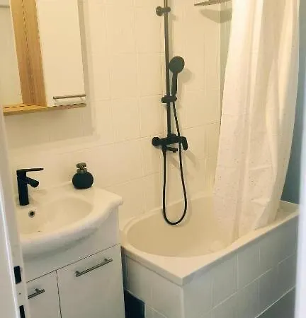 House Solis Nyaraló